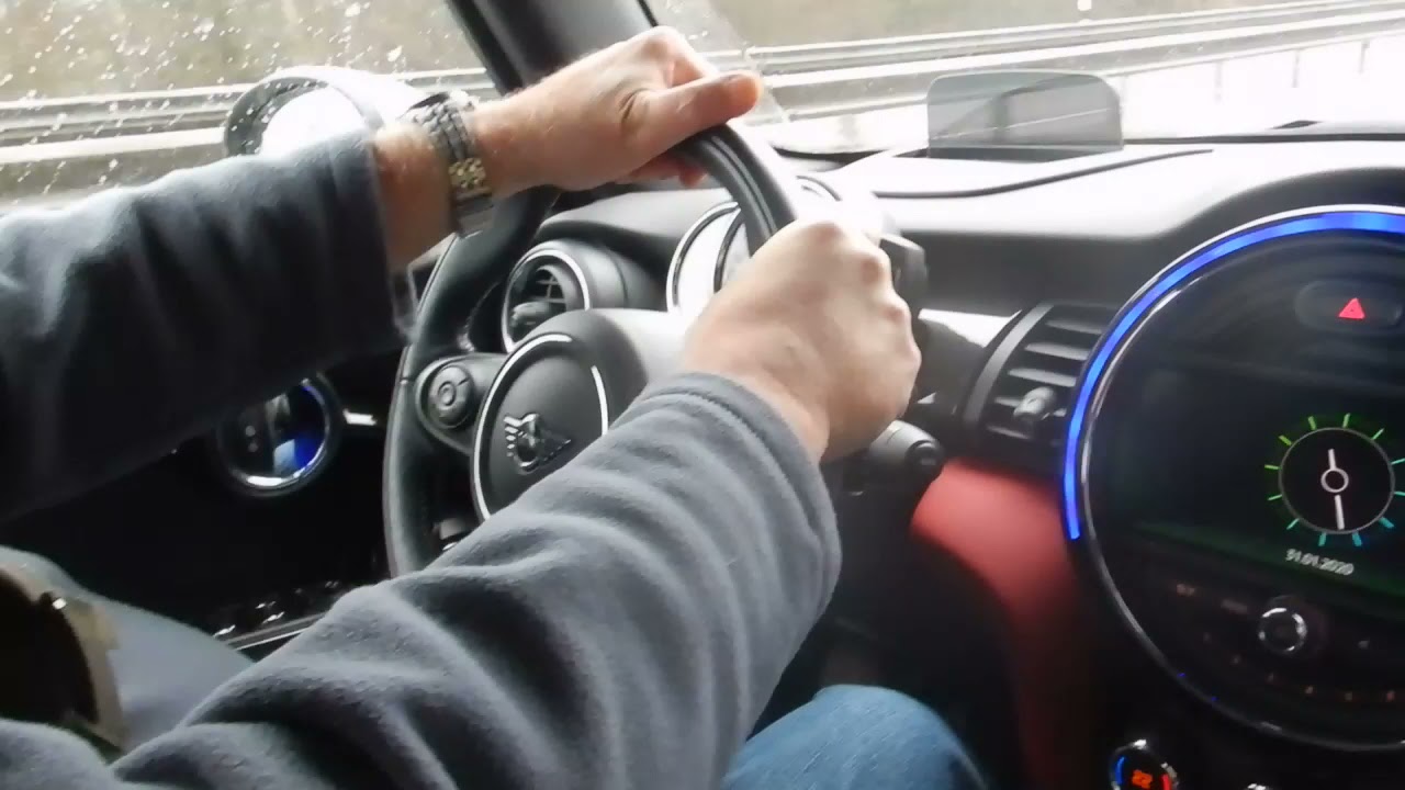 Regenfahrt mit dem MINI Cooper S Cabrio