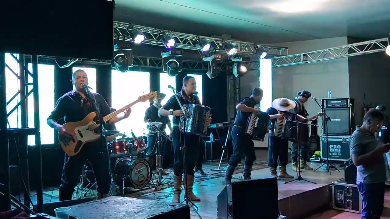 Bailão do Grupo Minuano no Clube Ervalhense em Erval Velho-SC