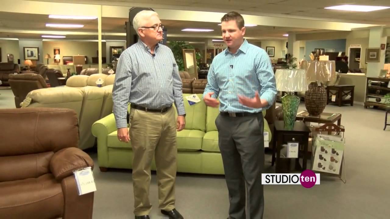 What Makes Flexsteel Furniture Special - (w/ BarrowFurniture)