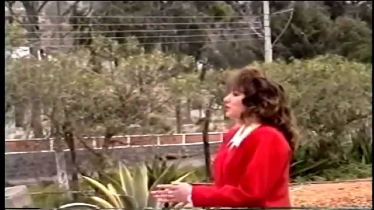 ni para que lolita echeverria