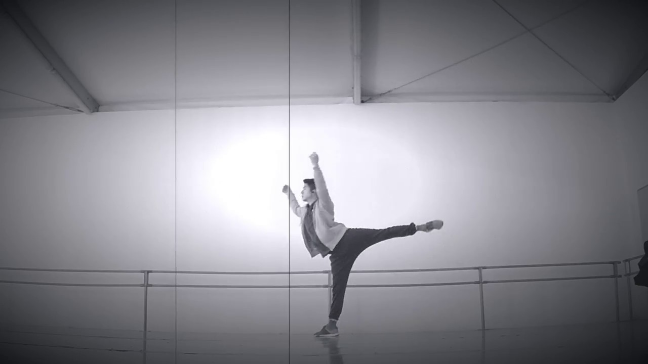 Near Light by Olafur Arnalds. Dance Improvisation - Fernando K. Quevedo. IAB