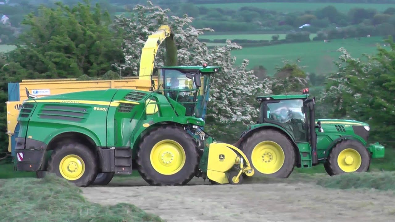 Silage 2015 - John Deere 8600i Forage Harvester