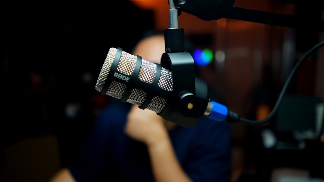 What's inside the Rode Podmic box? + Quick Sound Test