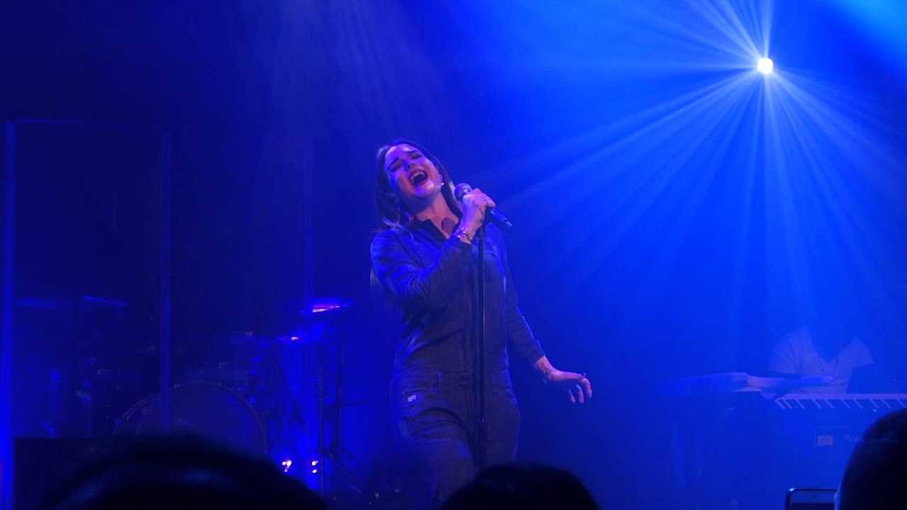 JoJo - I Am (Live at O2 Academy Islington) HD