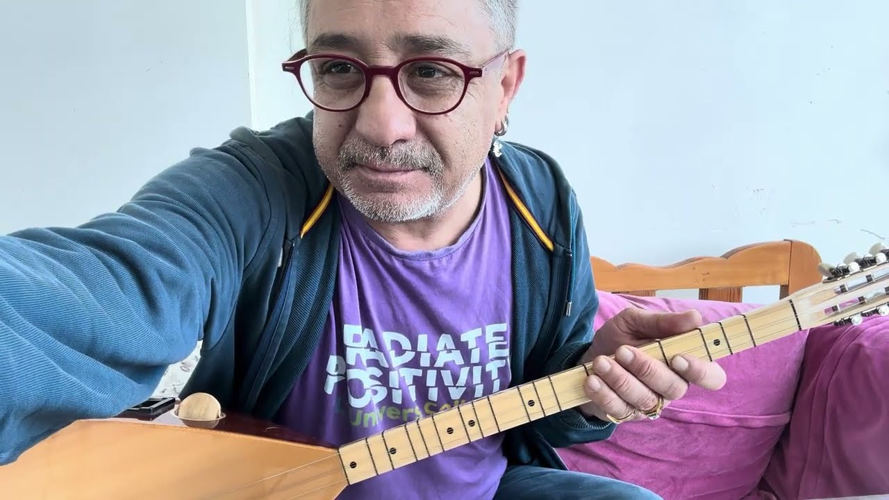 SOLFEJ BARIŞ MANÇO NAZAR EYLE KISA SAP BAĞLAMA EKLEYEN SURGEON