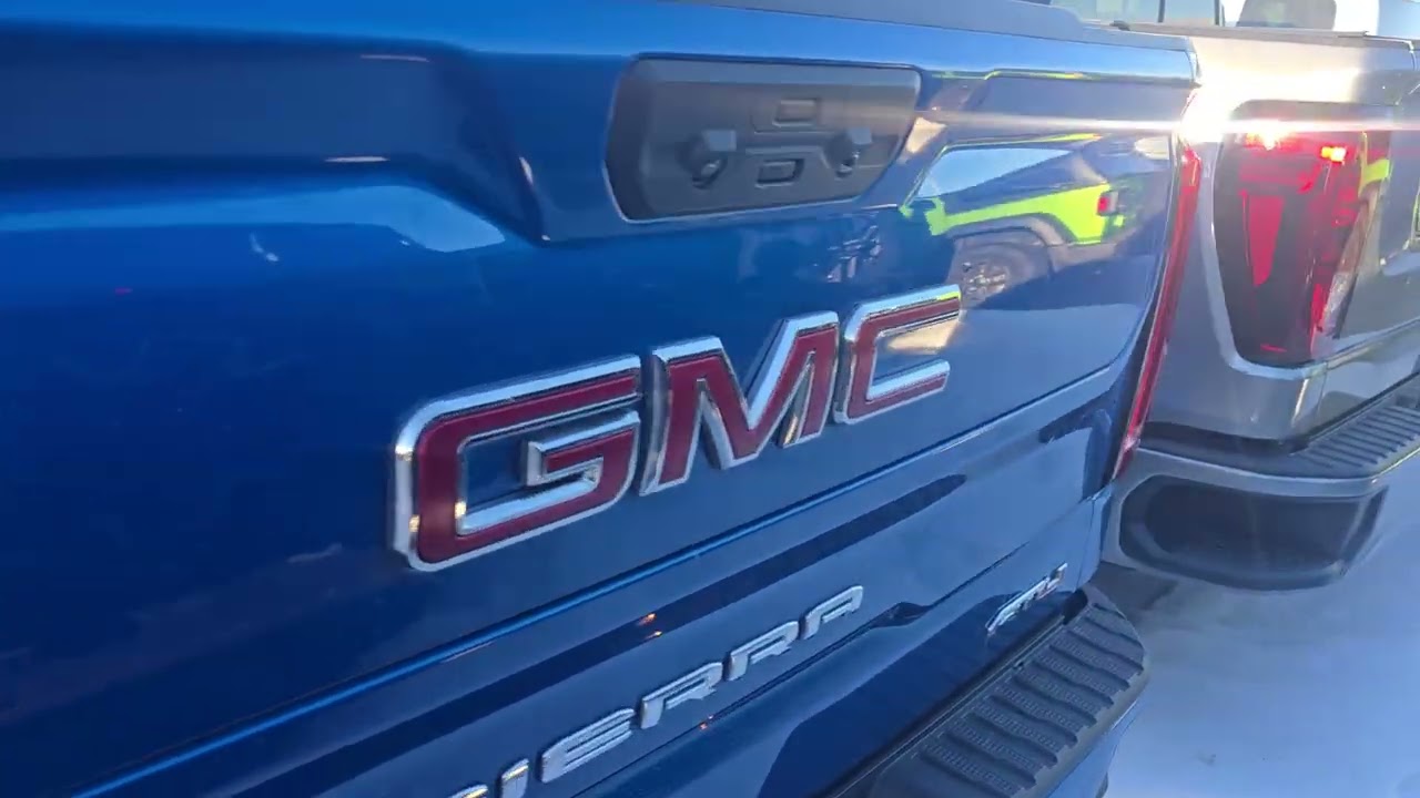 2022 GMC Sierra 1500 at4