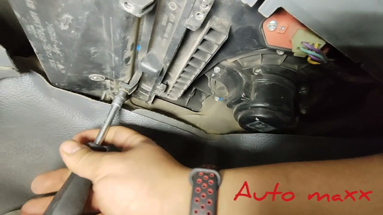 طريقه تغيير فلتر تكييف شيفروليه اوبترا Chevrolet optra cabin air filter replacement