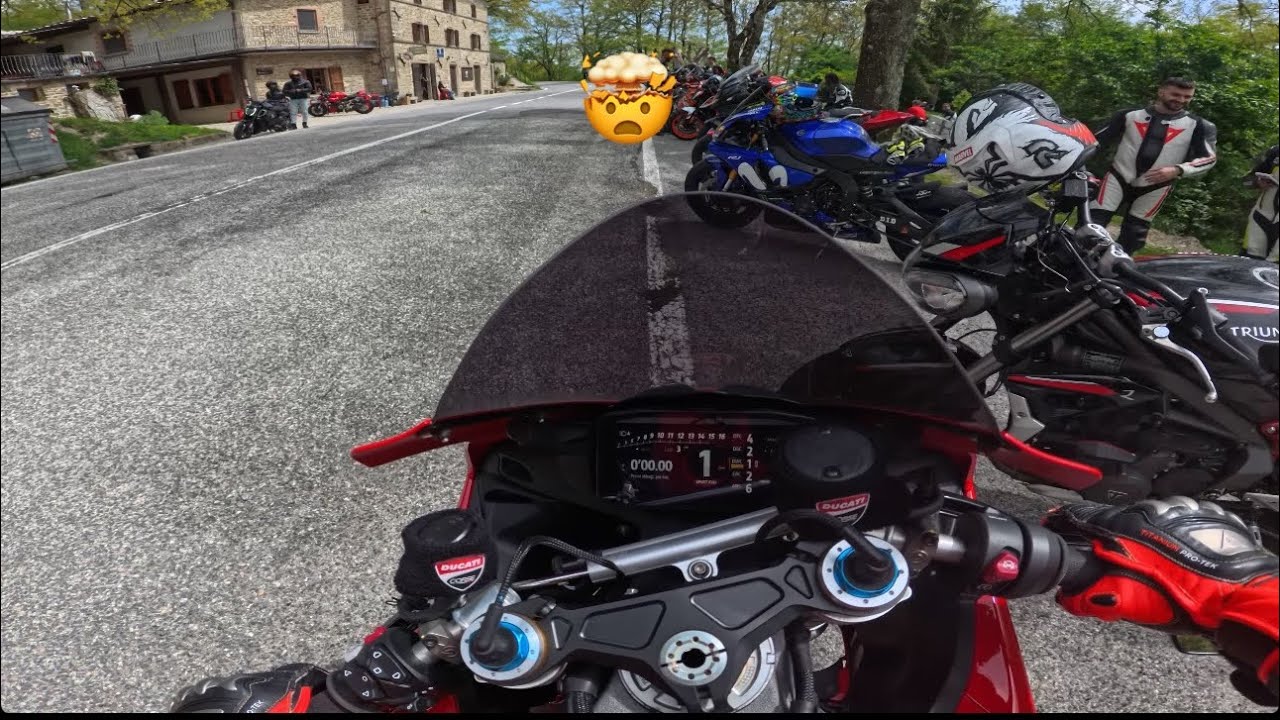 Una PANIGALE V4S a Serriola e Trabaria con vari imprevisti…😪