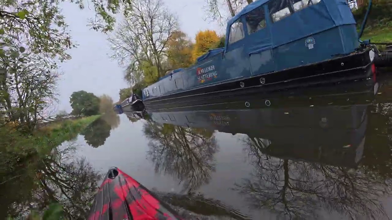 Stone Trent & Mersey Canal. Riber Deluxe (Black Bess)