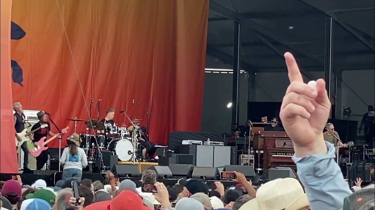 Pearl Jam - Black - LIVE at the New Orleans Jazz Fest 2025