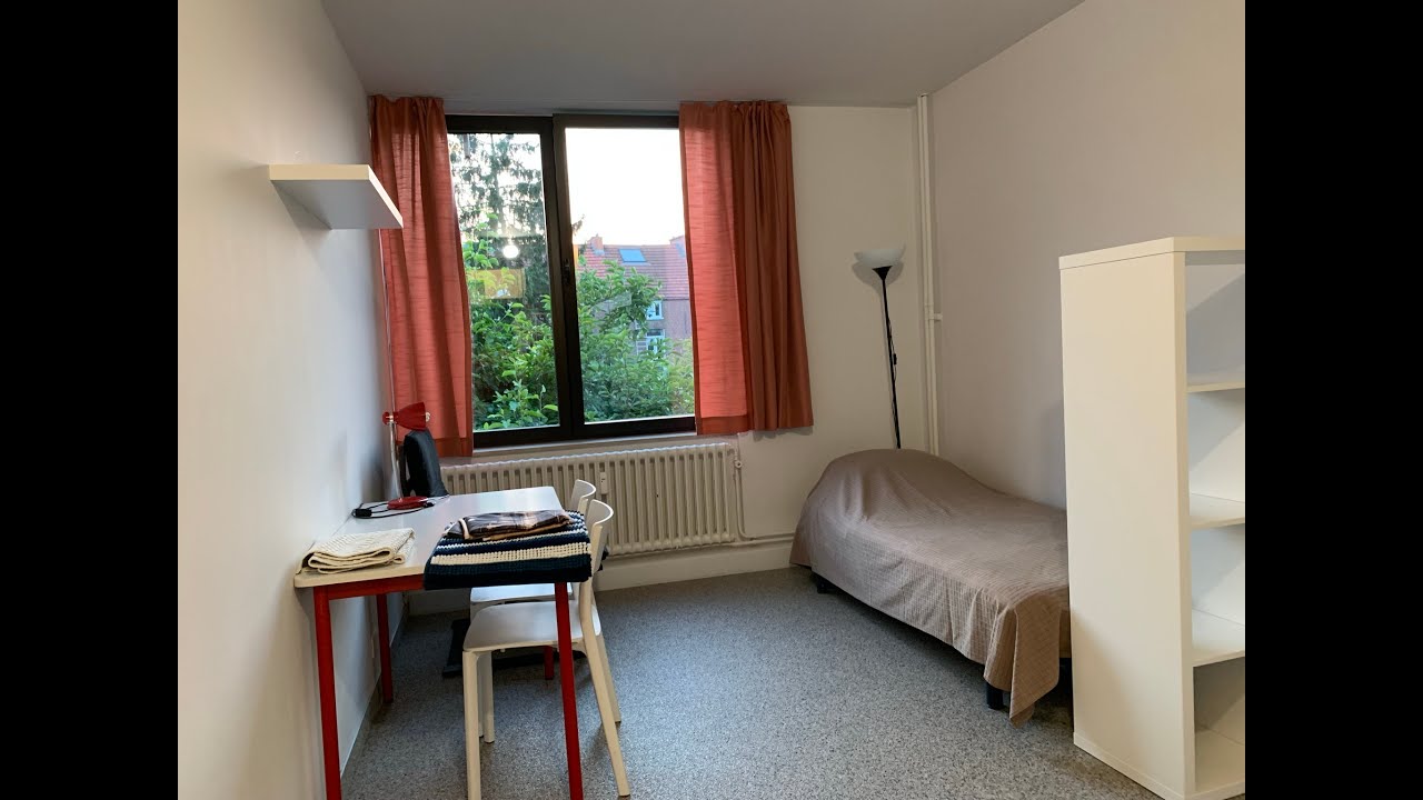 Studio 0102
