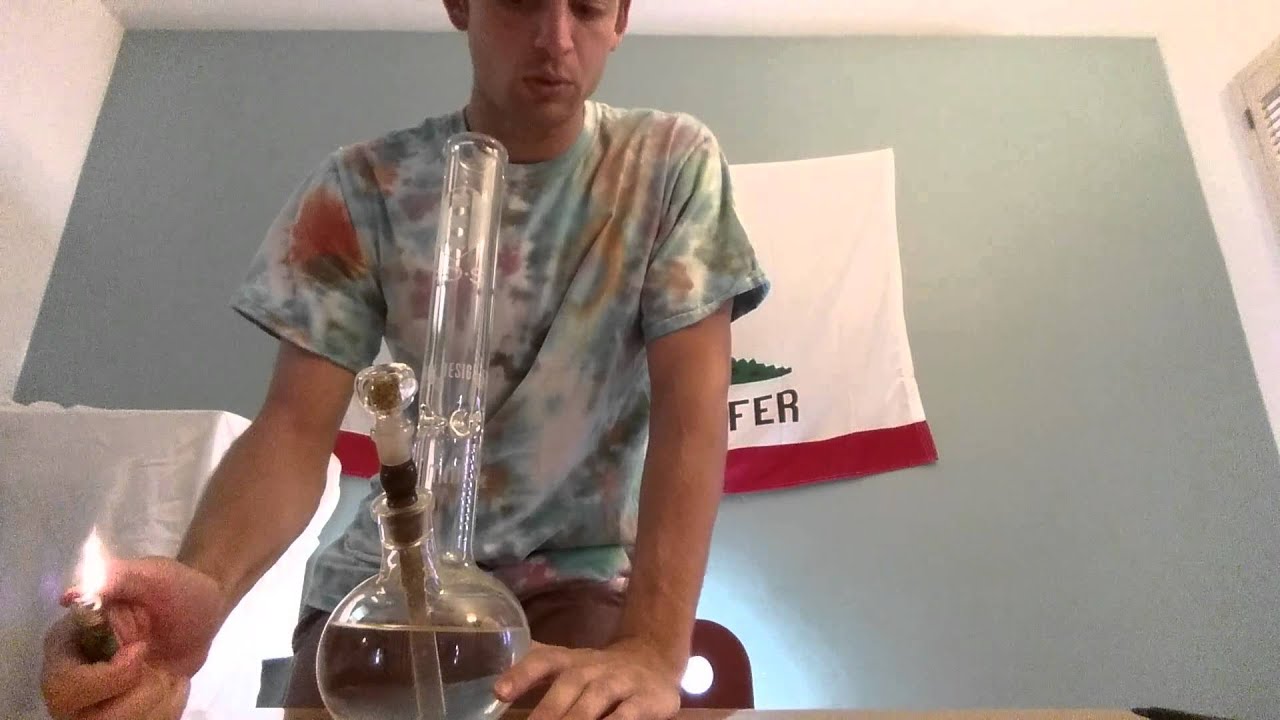 Half Gram Bong Hit