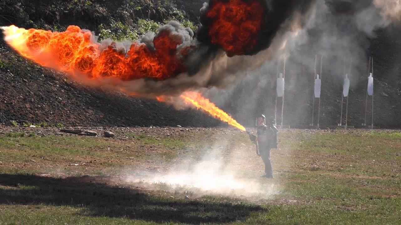 FLAMETHROWER Demonstration at Shooters Gauntlet