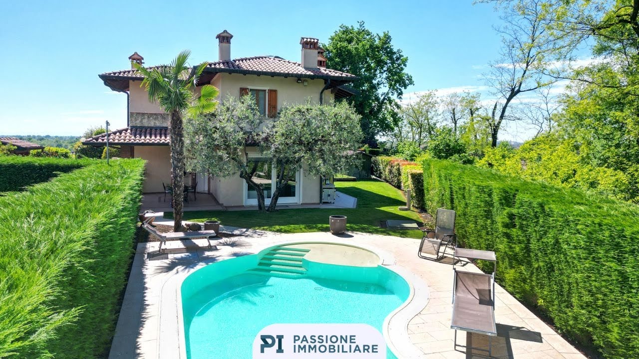Villa con piscina a Capriano del Colle | Passione Immobiliare Brescia