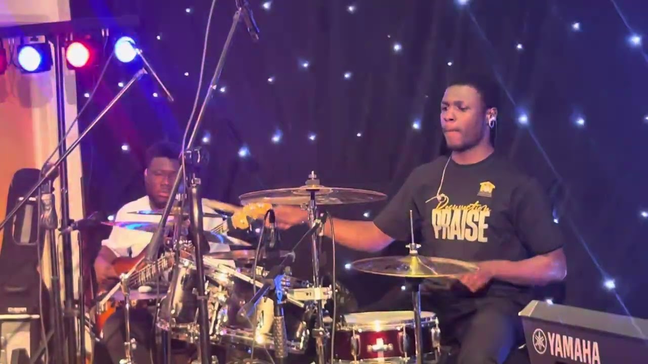 THIS PRAISE GROOVE INVOKES THE PRESENCE OF GOD 🤩🔥❤️#drumeoofficial #drummer #creativdrums #drums