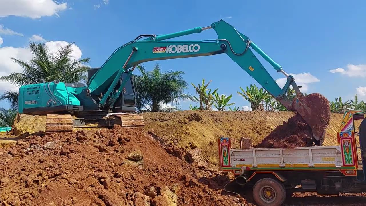 บุ้งกี๋ 1.1 คิว kobelco sk210lc-10 จัดหนักจัดเต็ม 3 อุ้มออก ดั้มชอบ excavator and truck EP.9133