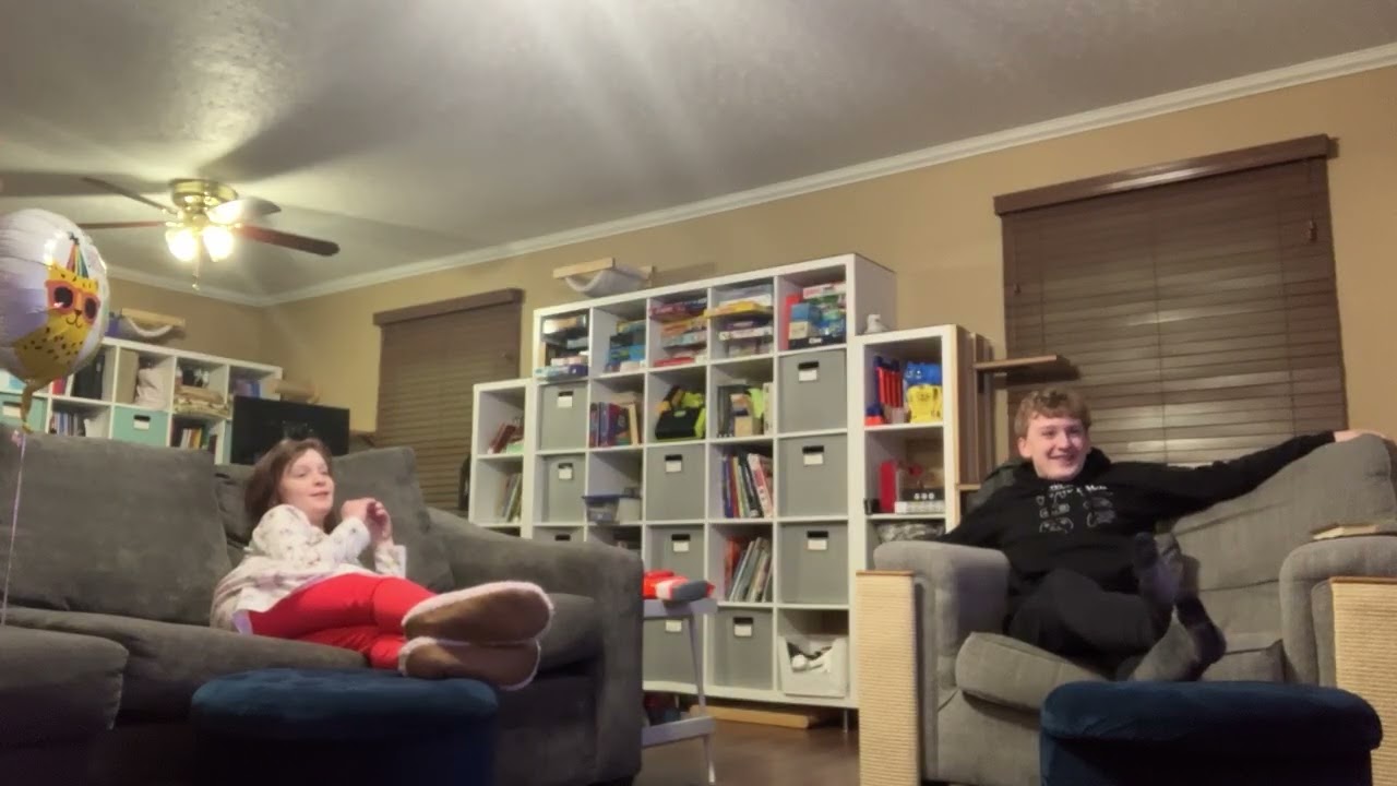 My siblings guess Star Wars Characters from Famous Quotes!!!!!