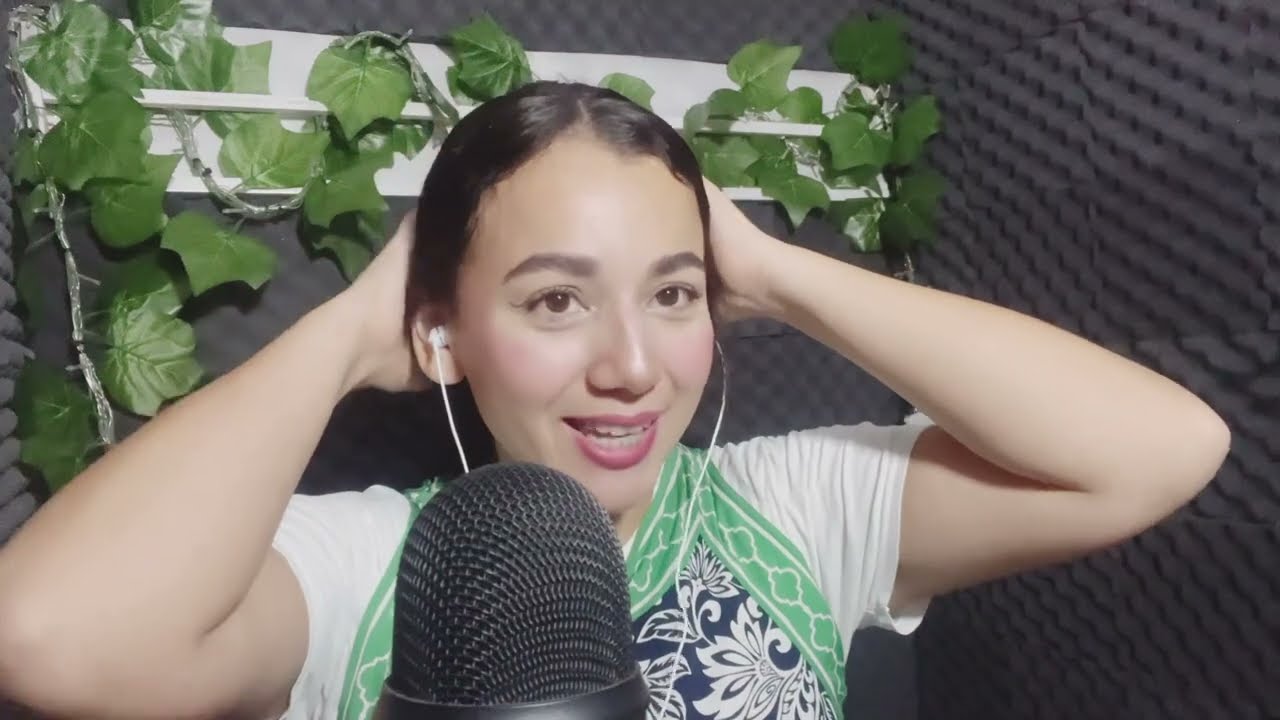 Asmr, maquillándome y recomendando canales de Asmr