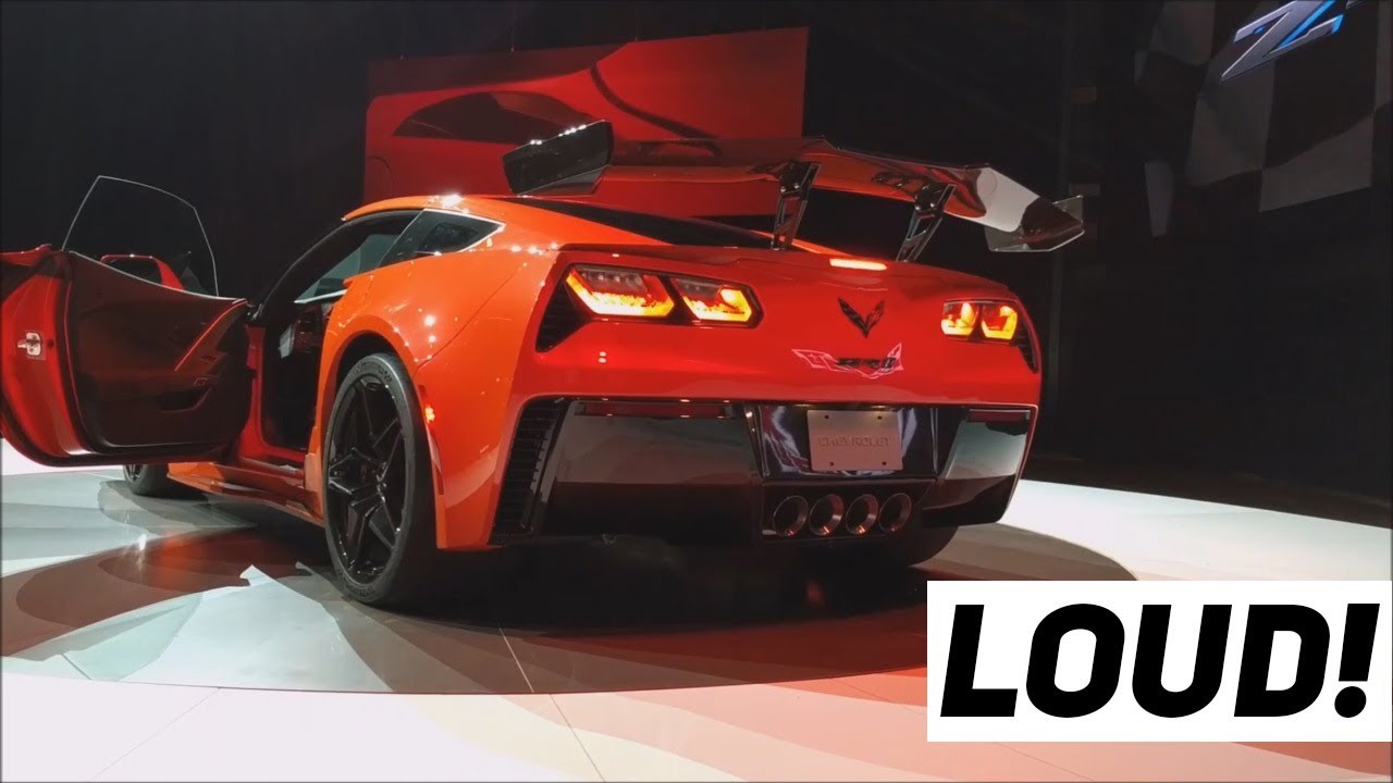 2019 Chevy Corvette ZR1 EXHAUST SOUNDS! - Start Up & Revs (LOUDEST CORVETTE!!!)