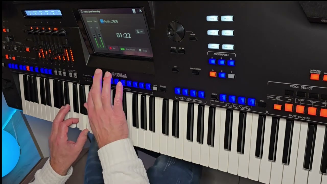 Drink doch eine met ( De Bläck Fööss ) - Cover PiddiJo mit Yamaha Genos 2 gespielt.