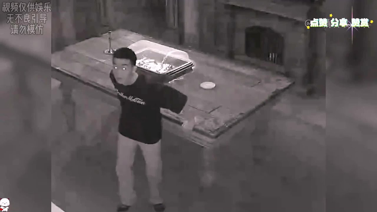 #盘点系列 盘点密室逃脱爆笑名场面，鬼屋NPC与玩家的PK，谁在吓唬准#密室逃脱 #整蛊npc