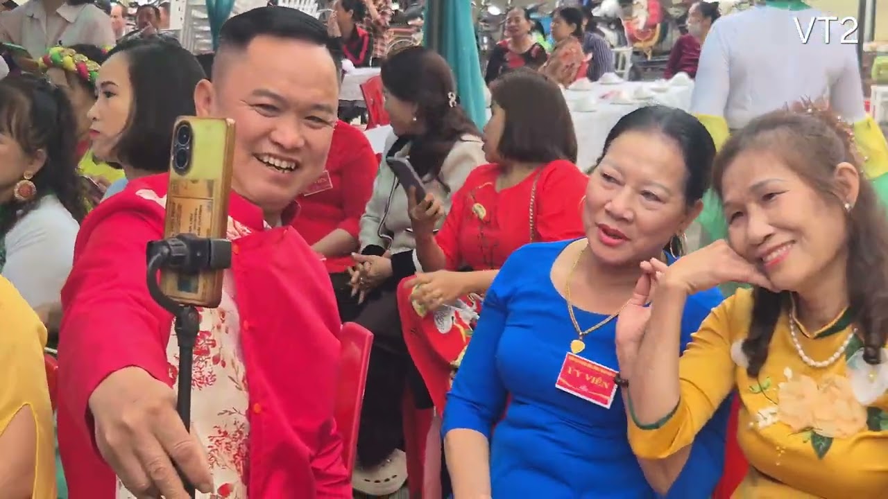 LỄ DÂNG HƯƠNG MIẾU 
