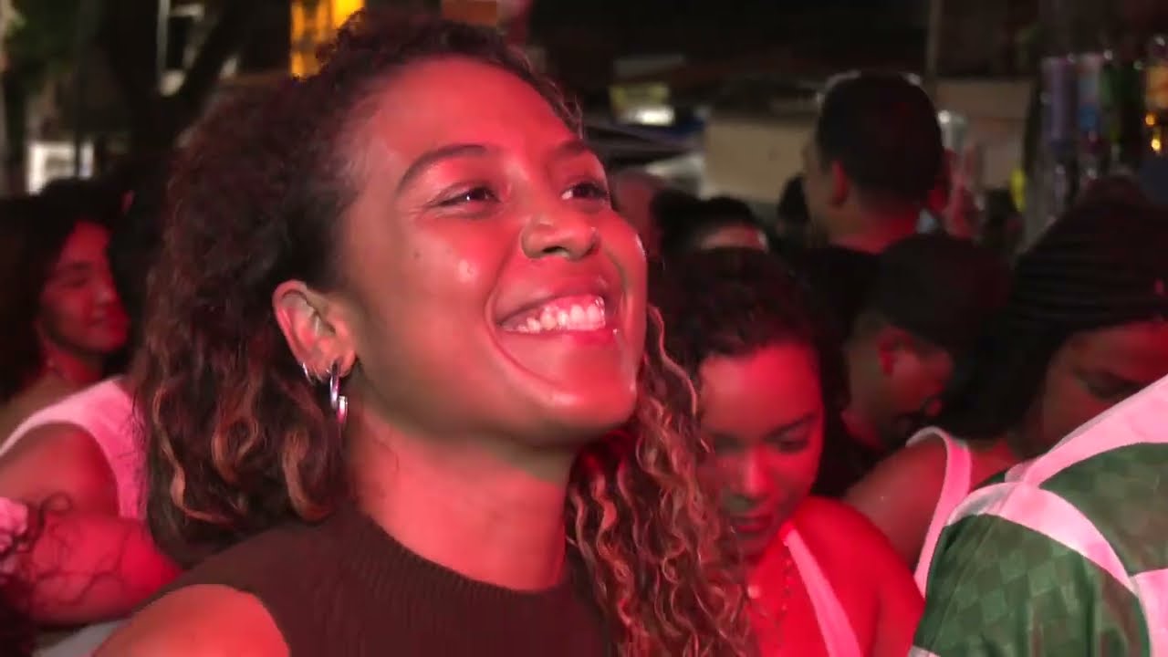 Bairro da Madre Deus se despede do Carnaval na quarta-feira de cinzas com muita animação