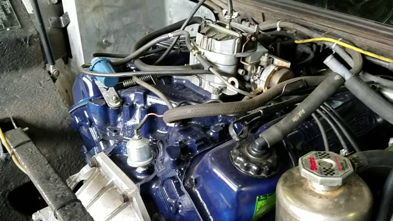 Оценка автомобиля De Tomaso Pantera 1971 года, предпродажный осмотр