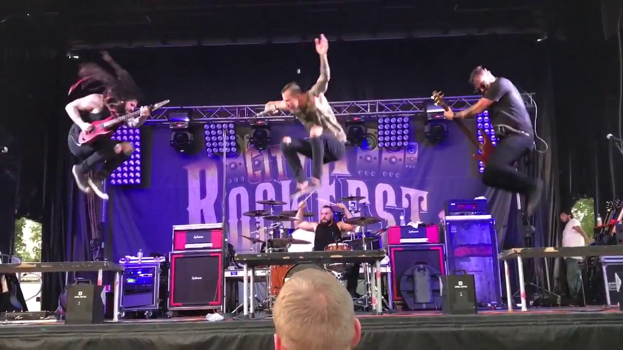 Random Hero - Carry Me, Bury Me - Live