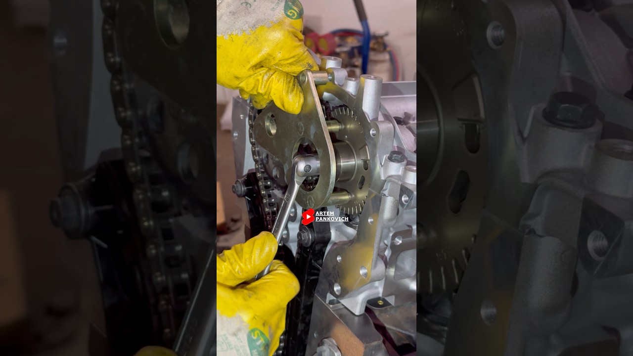 Timing Chain Installation on Renault 2.3 dCi M9T Engine.