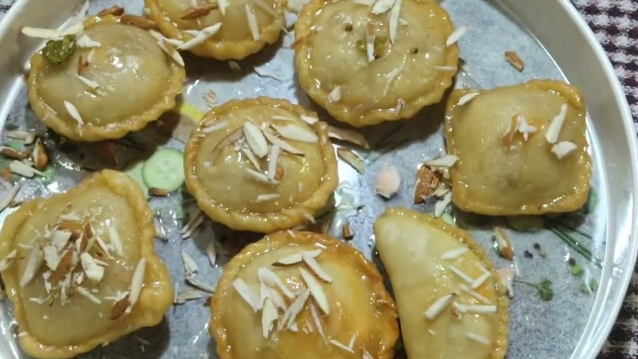 Chandrakala in 3 different shapes😋