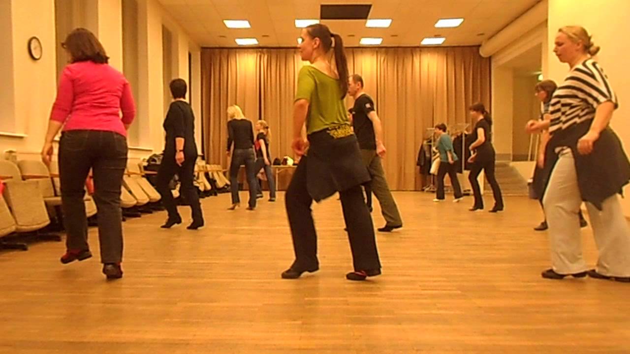 Rändajad (Travellers) line dance