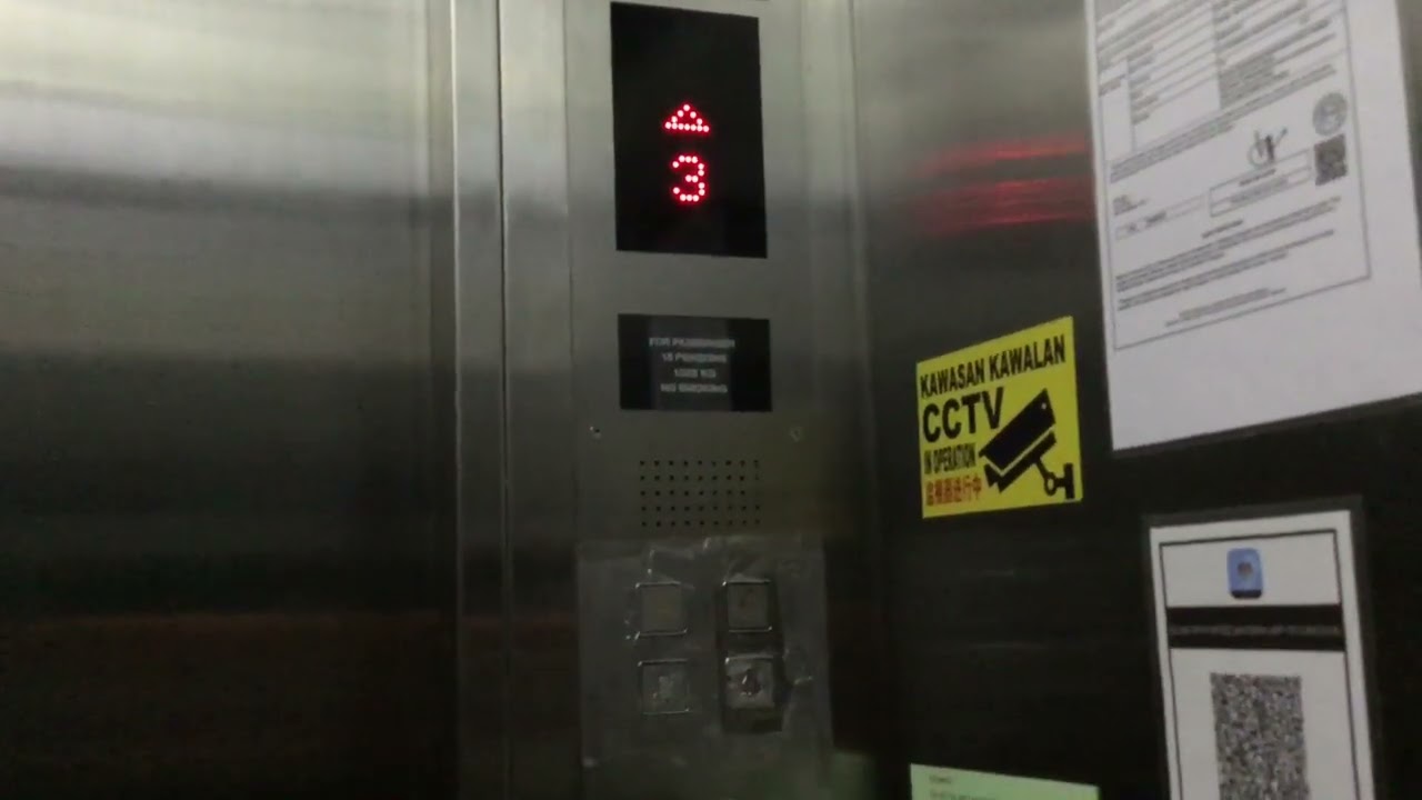 Another Toshiba Elevator at Straits Garden, Jelutong, Penang, Malaysia. (Lift 7 last)