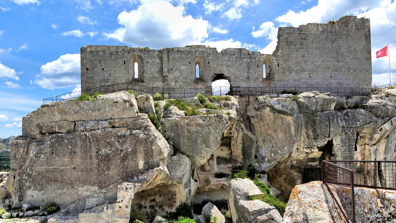 [4K] Les Baux-de-Provence - the Castle (Château des Baux), Provence, France (videoturysta.eu)
