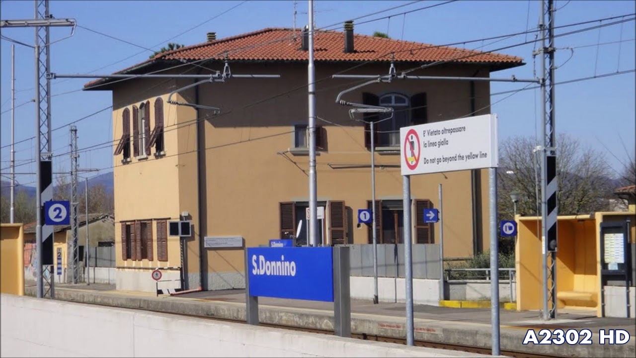 Annunci alla Stazione di San Donnino