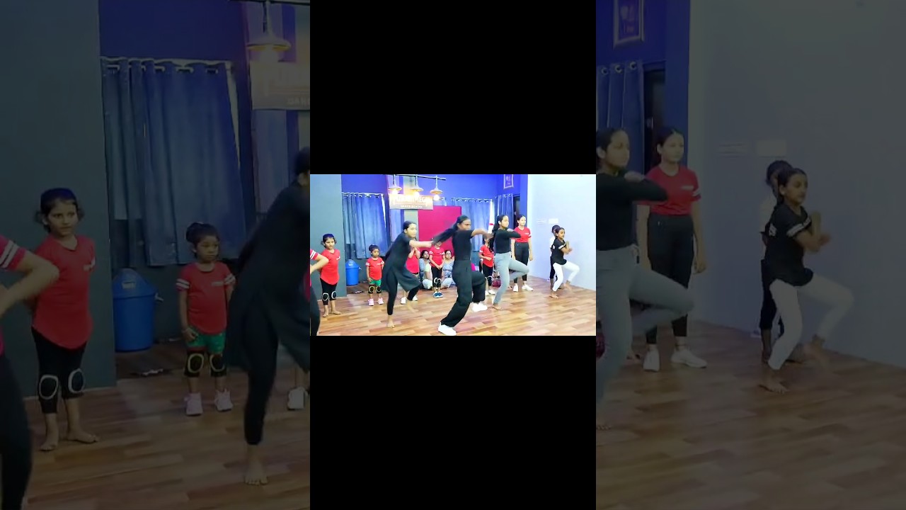 Mere Dholna গানে Western Dance 🖤&hearts;️ #purabimeghdanceschool #teamarupmrinmay