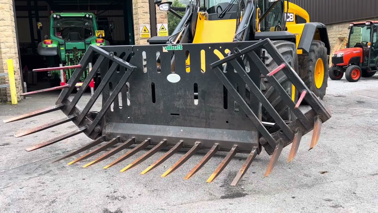 2018 Albutt 14ft Folding Grass Fork