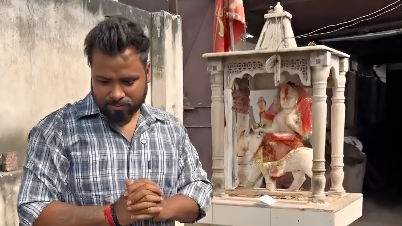 गरीब दूसरो का भला सोचते है | Roshan Tripathi Team
