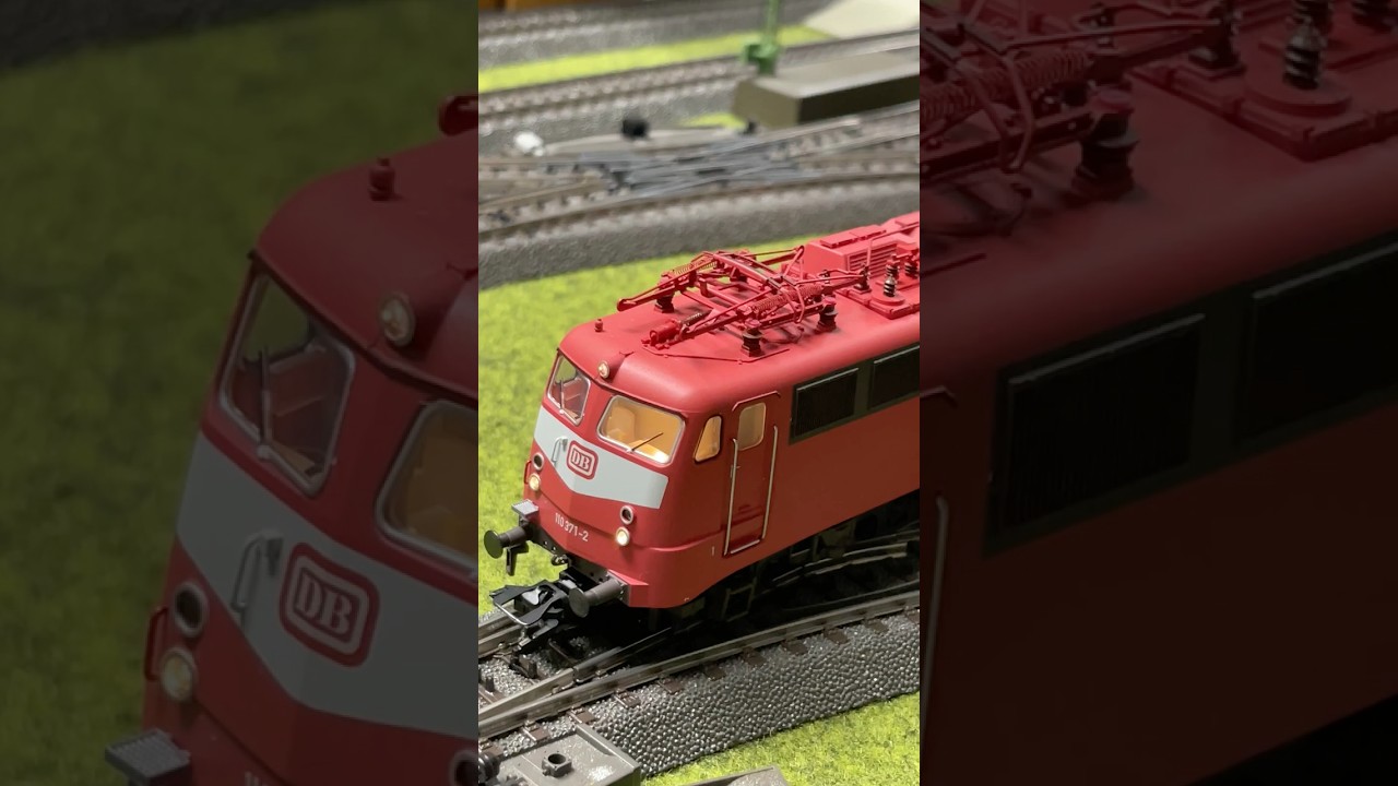 Class 110.3 DB, Regional Express #m&auml;rklin #train #automobile #Regio #railway #db #37019 #Silberlinge