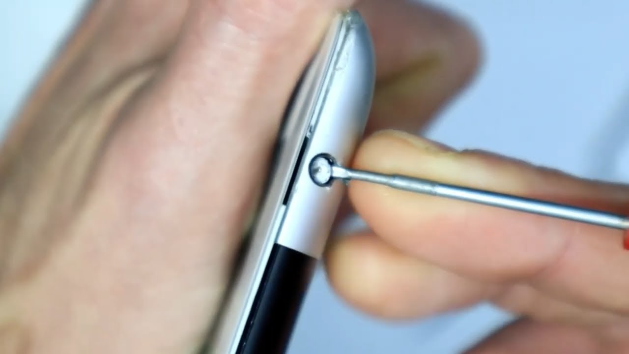 Как извлечь сломанные наушники из iPad и других устройств