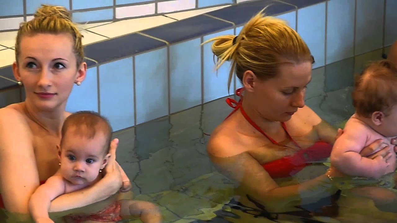 Babaúszás a Szentesi Üdülőközpontban