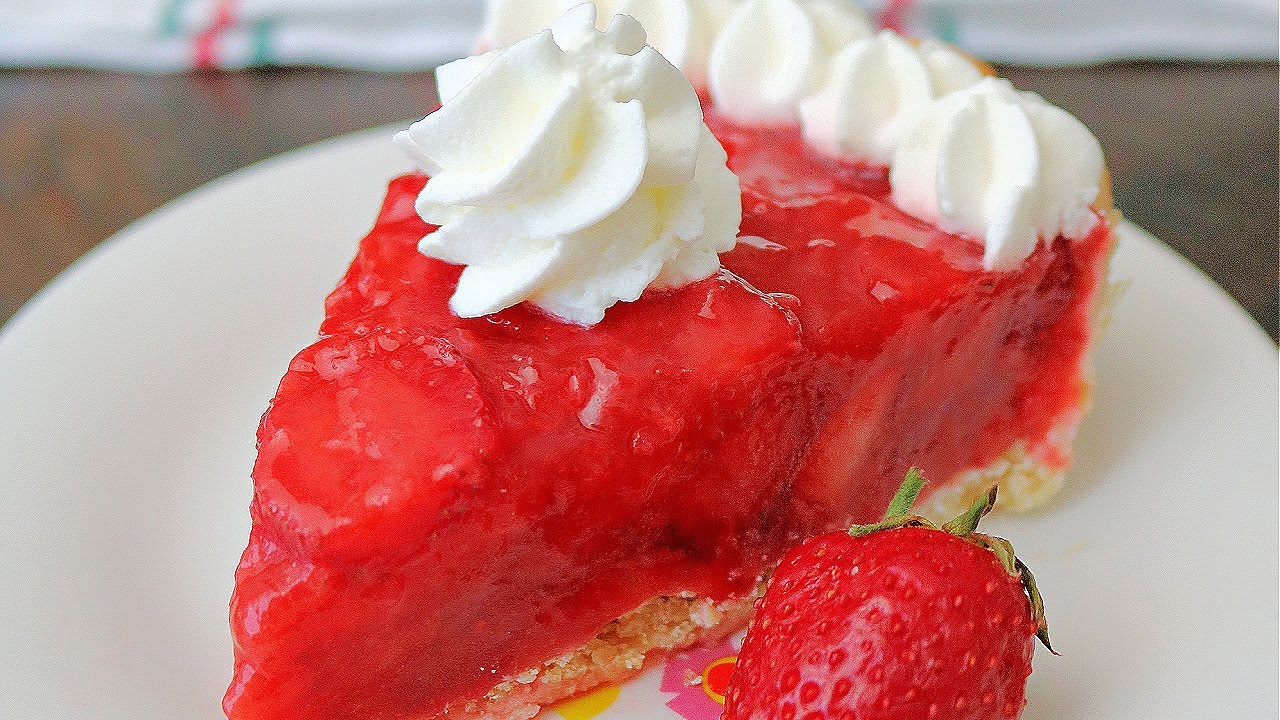 How to Make The Best Fresh Strawberry Pie (Easy, No Jello Strawberry Pie Filling from Scratch)