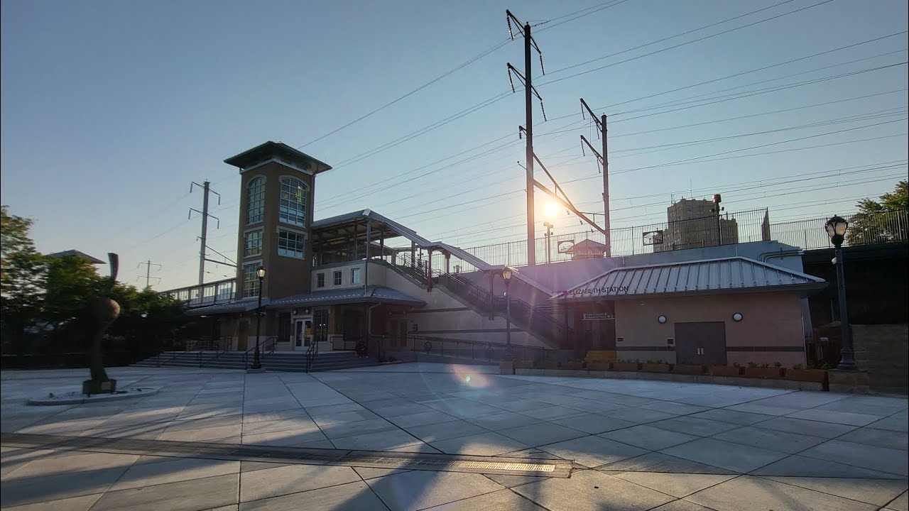 Amtrak & NJ Transit Morning Rush Action @ Elizabeth (8/27/24)