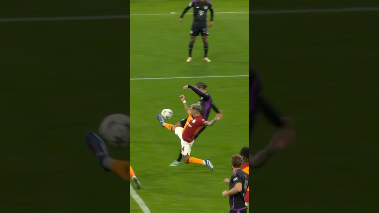 Torreira out of nowhere! 😮