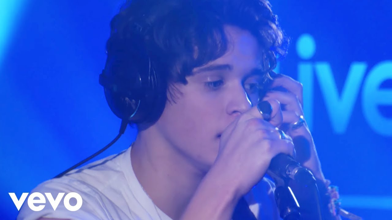 The Vamps - Sorry (Justin Bieber cover in the Live Lounge)