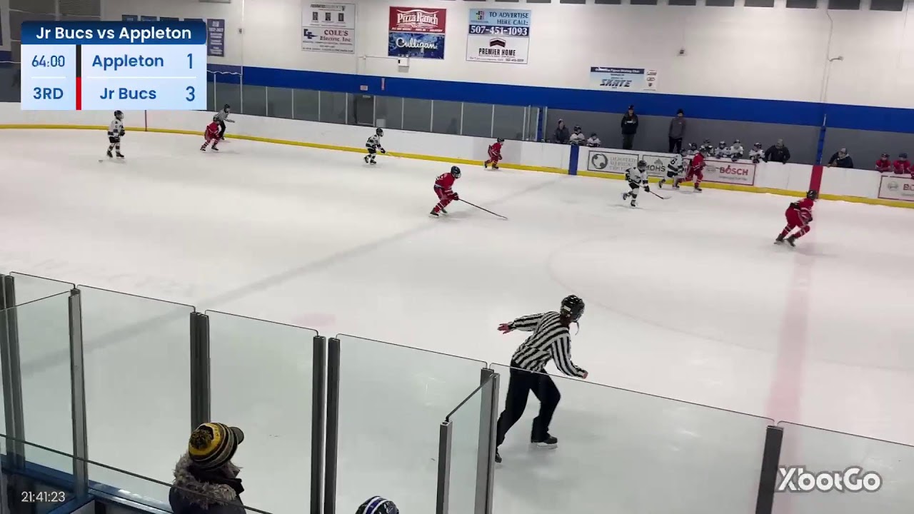 Jr Bucs Squirt Red 25-26