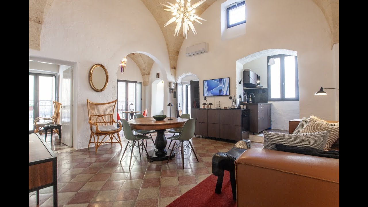 Panoramic apartment for sale in Oria’s historic centre | Restored with 360° roof terrace