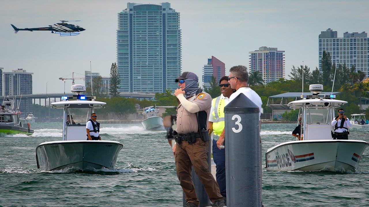 Crandon Park Marina Meltdown: Officer Melley&rsquo;s Power Play Caught on Camera | BOAT BASH