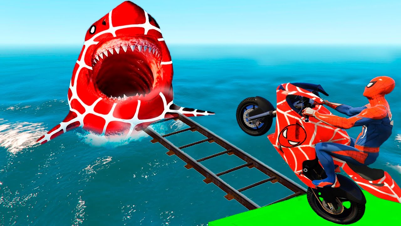 سبايدر مان اصعب دراجة نارية فوق اسماك القرش - Superheroes Ride on Motorcycle Stunt Funny Moments?