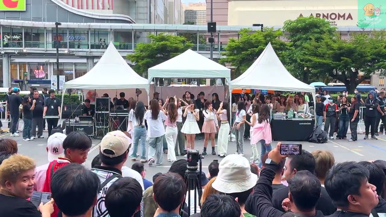 [4K] BNK48&CGM48 - Overall Complete performance @ “Colorcon Wink” Busking, Central WOrld, 20250626
